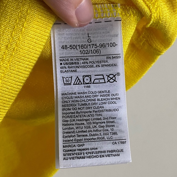 Women’s Summer Weight Short Sleeve Sweater - Picture 6 of 7